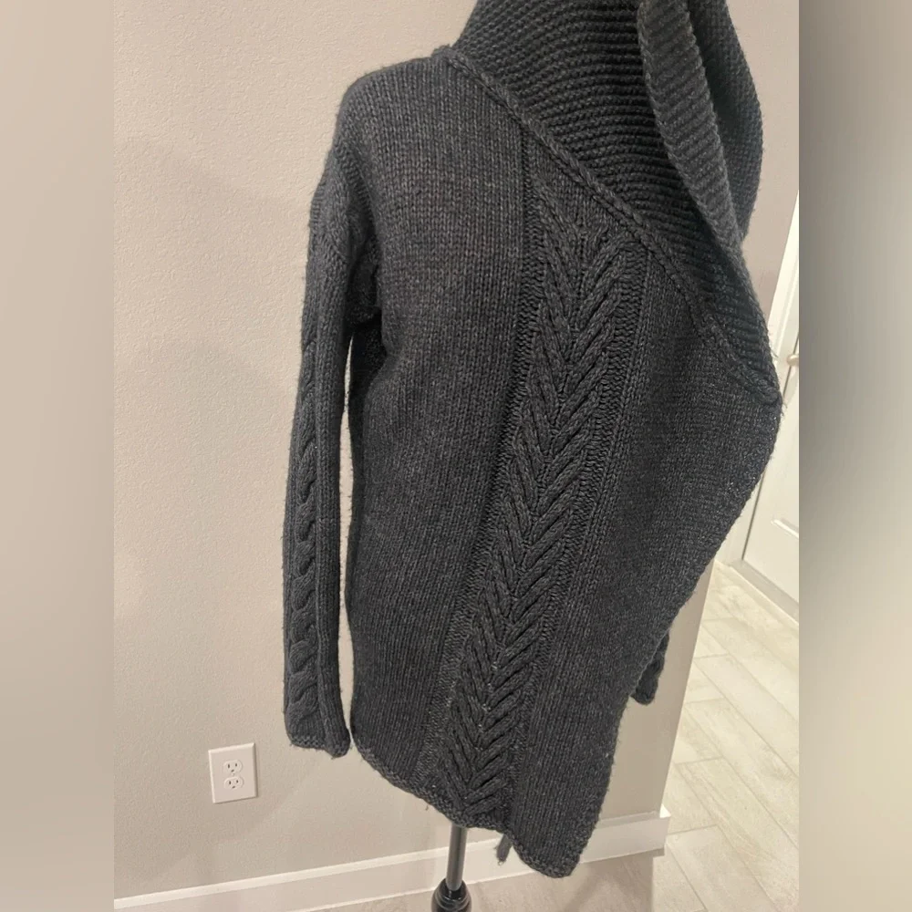 Vince wool alpaca blend cable knit cardigan S
